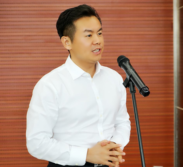 4-華瑞世紀集團董事長陳立光致辭.jpg